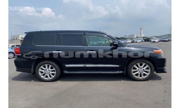 Buy Import Toyota Land Cruiser Black Car in Import - Dubai in Bumthang Buy Import Toyota Land Cruiser Black Car in Import - Dubai in Bumthang