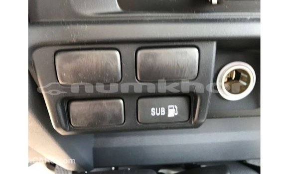 Buy Import Toyota Land Cruiser White Car in Import - Dubai in Bumthang Buy Import Toyota Land Cruiser White Car in Import - Dubai in Bumthang