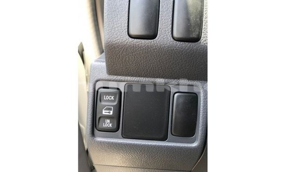 Buy Import Toyota Land Cruiser White Car in Import - Dubai in Bumthang Buy Import Toyota Land Cruiser White Car in Import - Dubai in Bumthang