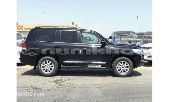 Buy Import Toyota Land Cruiser Black Car in Import - Dubai in Bumthang Buy Import Toyota Land Cruiser Black Car in Import - Dubai in Bumthang