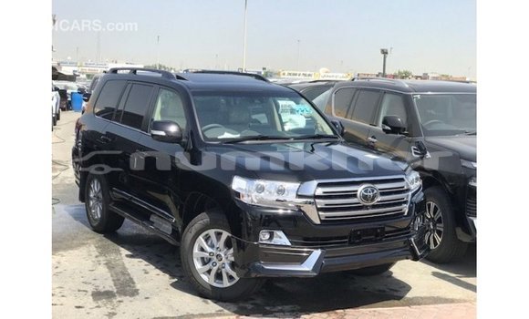 Buy Import Toyota Land Cruiser Black Car in Import - Dubai in Bumthang Buy Import Toyota Land Cruiser Black Car in Import - Dubai in Bumthang