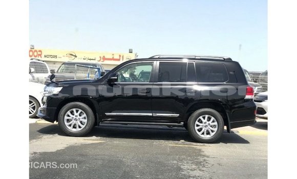 Buy Import Toyota Land Cruiser Black Car in Import - Dubai in Bumthang Buy Import Toyota Land Cruiser Black Car in Import - Dubai in Bumthang