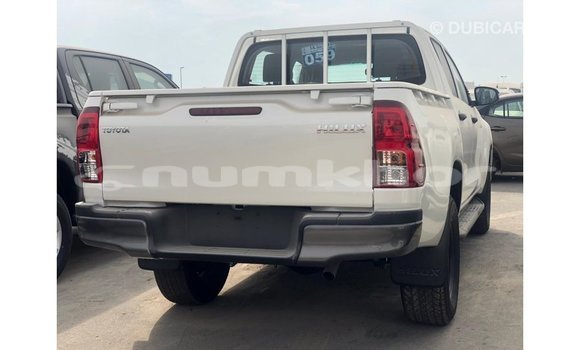 Buy Import Toyota Hilux White Car in Import - Dubai in Bumthang Buy Import Toyota Hilux White Car in Import - Dubai in Bumthang