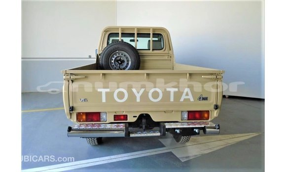 Buy Import Toyota Land Cruiser Beige Car in Import - Dubai in Bumthang Buy Import Toyota Land Cruiser Beige Car in Import - Dubai in Bumthang