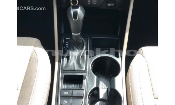 Buy Import Hyundai Tucson Red Car in Import - Dubai in Bumthang Buy Import Hyundai Tucson Red Car in Import - Dubai in Bumthang