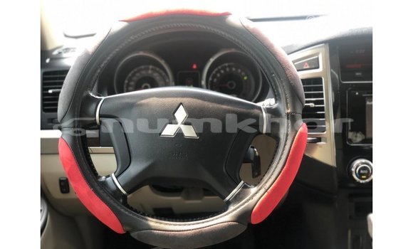 Buy Import Mitsubishi Pajero Red Car in Import - Dubai in Bumthang Buy Import Mitsubishi Pajero Red Car in Import - Dubai in Bumthang
