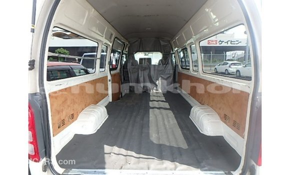 Buy Import Toyota Hiace White Car in Import - Dubai in Bumthang Buy Import Toyota Hiace White Car in Import - Dubai in Bumthang