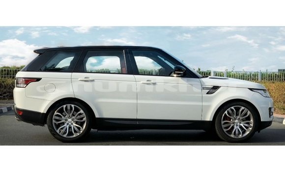 Buy Import Land Rover Range Rover White Car in Import - Dubai in Bumthang Buy Import Land Rover Range Rover White Car in Import - Dubai in Bumthang