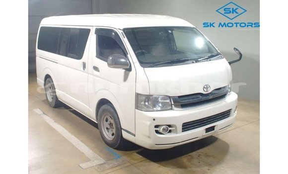 Buy Import Toyota Hiace White Car in Import - Dubai in Bumthang Buy Import Toyota Hiace White Car in Import - Dubai in Bumthang