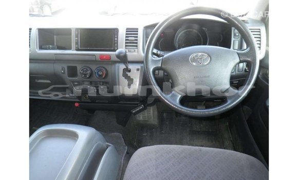 Buy Import Toyota Hiace White Car in Import - Dubai in Bumthang Buy Import Toyota Hiace White Car in Import - Dubai in Bumthang