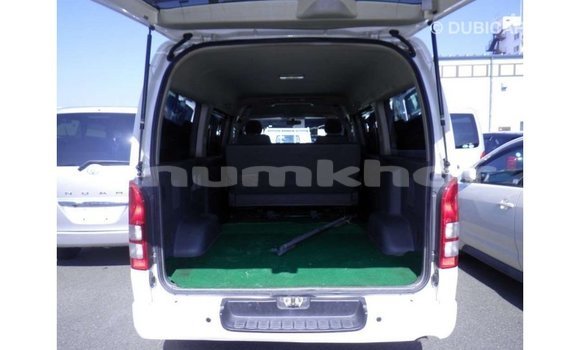 Buy Import Toyota Hiace White Car in Import - Dubai in Bumthang Buy Import Toyota Hiace White Car in Import - Dubai in Bumthang