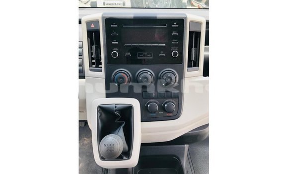 Buy Import Toyota Hiace White Car in Import - Dubai in Bumthang Buy Import Toyota Hiace White Car in Import - Dubai in Bumthang