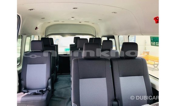 Buy Import Toyota Hiace White Car in Import - Dubai in Bumthang Buy Import Toyota Hiace White Car in Import - Dubai in Bumthang