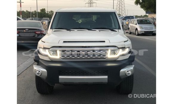 Buy Import Toyota FJ Cruiser White Car in Import - Dubai in Bumthang Buy Import Toyota FJ Cruiser White Car in Import - Dubai in Bumthang