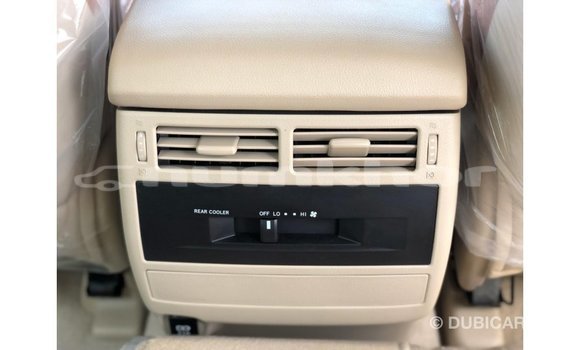 Buy Import Toyota Land Cruiser White Car in Import - Dubai in Bumthang Buy Import Toyota Land Cruiser White Car in Import - Dubai in Bumthang