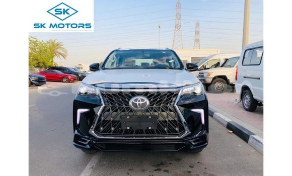 Buy Import Toyota Fortuner Black Car in Import - Dubai in Bumthang Buy Import Toyota Fortuner Black Car in Import - Dubai in Bumthang
