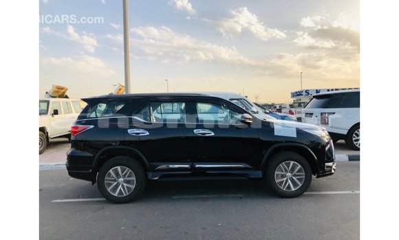 Buy Import Toyota Fortuner Black Car in Import - Dubai in Bumthang Buy Import Toyota Fortuner Black Car in Import - Dubai in Bumthang
