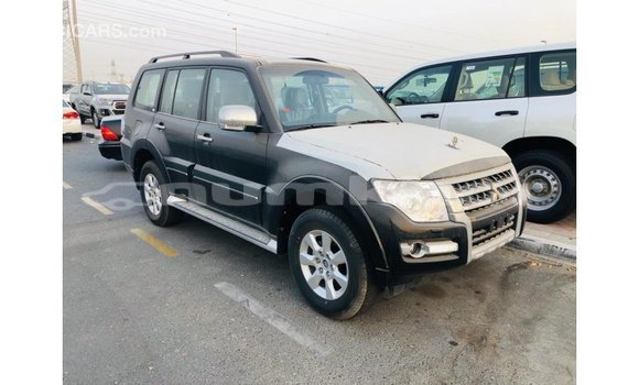 Buy Import Mitsubishi Pajero Black Car in Import - Dubai in Bumthang Buy Import Mitsubishi Pajero Black Car in Import - Dubai in Bumthang