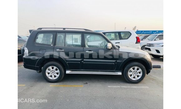 Buy Import Mitsubishi Pajero Black Car in Import - Dubai in Bumthang Buy Import Mitsubishi Pajero Black Car in Import - Dubai in Bumthang