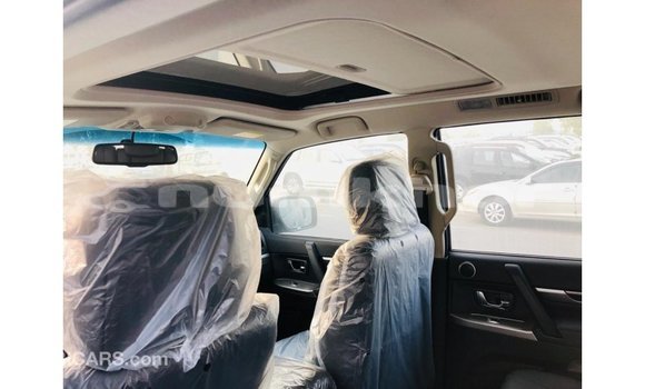 Buy Import Mitsubishi Pajero Black Car in Import - Dubai in Bumthang Buy Import Mitsubishi Pajero Black Car in Import - Dubai in Bumthang
