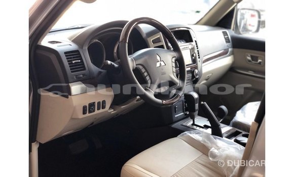Buy Import Mitsubishi Pajero Other Car in Import - Dubai in Bumthang Buy Import Mitsubishi Pajero Other Car in Import - Dubai in Bumthang