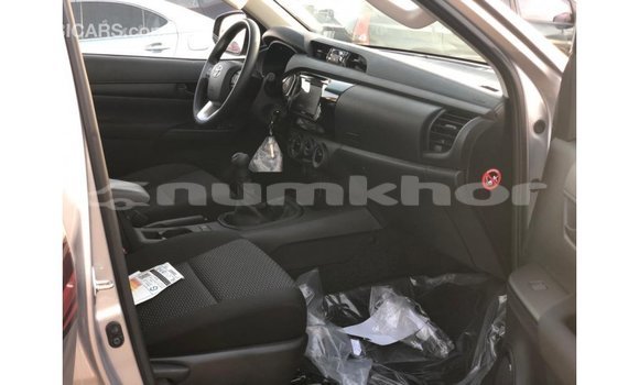 Buy Import Toyota Hilux Other Car in Import - Dubai in Bumthang Buy Import Toyota Hilux Other Car in Import - Dubai in Bumthang
