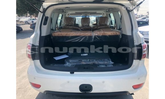 Buy Import Nissan Patrol White Car in Import - Dubai in Bumthang Buy Import Nissan Patrol White Car in Import - Dubai in Bumthang