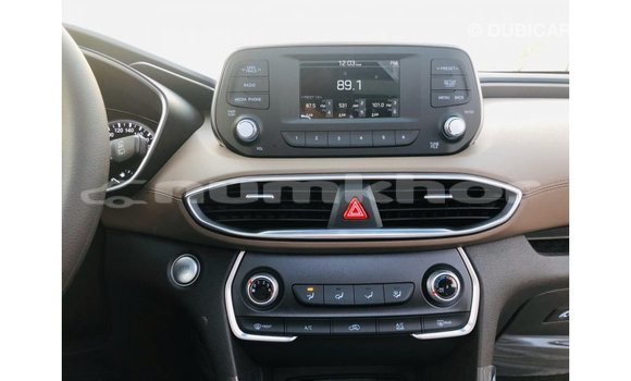 Buy Import Hyundai Santa Fe White Car in Import - Dubai in Bumthang Buy Import Hyundai Santa Fe White Car in Import - Dubai in Bumthang