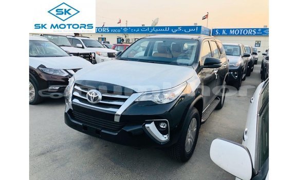 Buy Import Toyota Fortuner Black Car in Import - Dubai in Bumthang Buy Import Toyota Fortuner Black Car in Import - Dubai in Bumthang