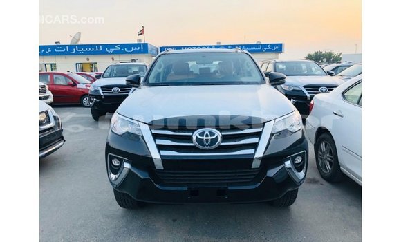Buy Import Toyota Fortuner Black Car in Import - Dubai in Bumthang Buy Import Toyota Fortuner Black Car in Import - Dubai in Bumthang