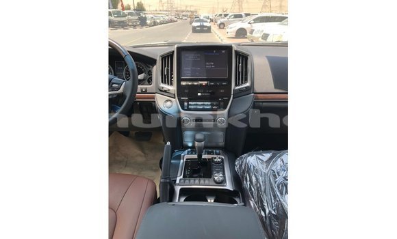Buy Import Toyota Land Cruiser Black Car in Import - Dubai in Bumthang Buy Import Toyota Land Cruiser Black Car in Import - Dubai in Bumthang