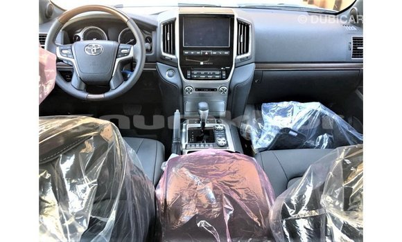Buy Import Toyota Land Cruiser Black Car in Import - Dubai in Bumthang Buy Import Toyota Land Cruiser Black Car in Import - Dubai in Bumthang
