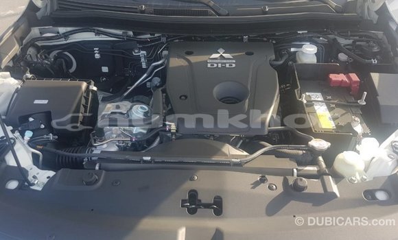 Buy Import Mitsubishi L200 White Car in Import - Dubai in Bumthang Buy Import Mitsubishi L200 White Car in Import - Dubai in Bumthang