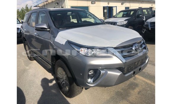 Buy Import Toyota Fortuner Other Car in Import - Dubai in Bumthang Buy Import Toyota Fortuner Other Car in Import - Dubai in Bumthang