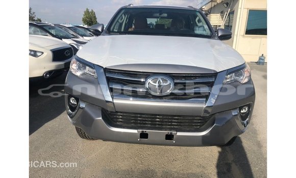 Buy Import Toyota Fortuner Other Car in Import - Dubai in Bumthang Buy Import Toyota Fortuner Other Car in Import - Dubai in Bumthang