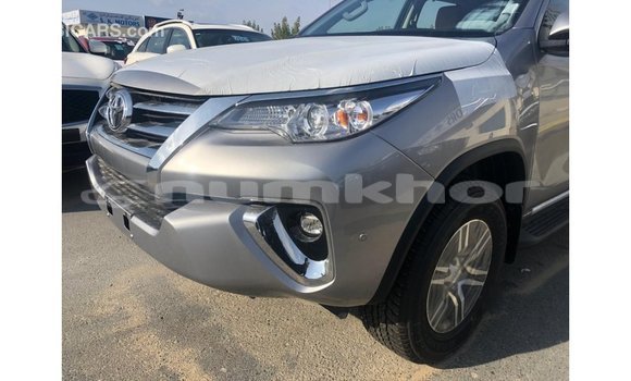 Buy Import Toyota Fortuner Other Car in Import - Dubai in Bumthang Buy Import Toyota Fortuner Other Car in Import - Dubai in Bumthang