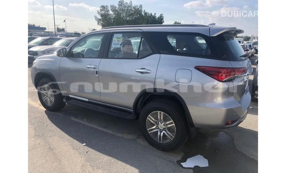Buy Import Toyota Fortuner Other Car in Import - Dubai in Bumthang Buy Import Toyota Fortuner Other Car in Import - Dubai in Bumthang