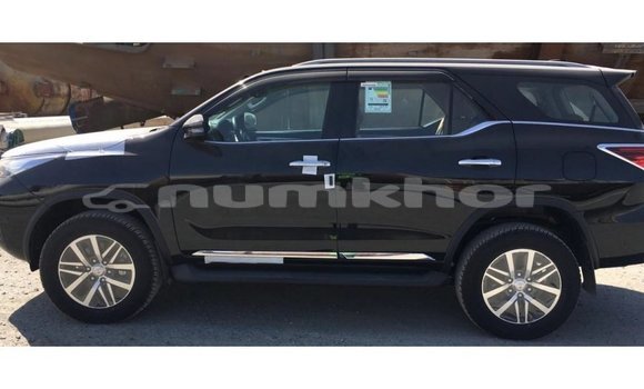 Buy Import Toyota Fortuner Other Car in Import - Dubai in Bumthang Buy Import Toyota Fortuner Other Car in Import - Dubai in Bumthang