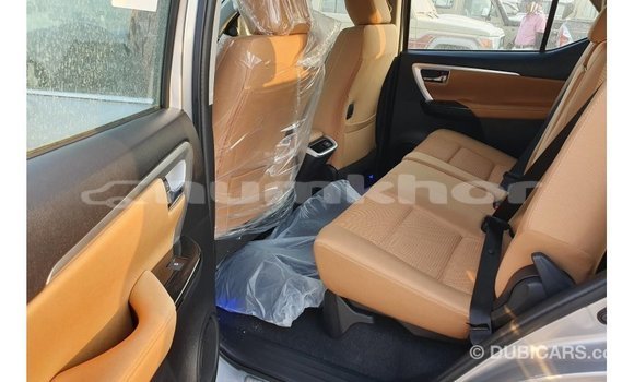 Buy Import Toyota Fortuner Other Car in Import - Dubai in Bumthang Buy Import Toyota Fortuner Other Car in Import - Dubai in Bumthang