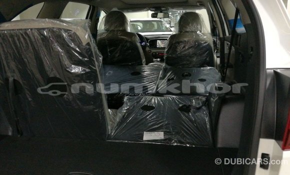 Buy Import Kia Sorento White Car in Import - Dubai in Bumthang Buy Import Kia Sorento White Car in Import - Dubai in Bumthang