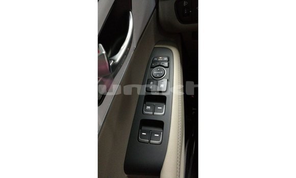 Buy Import Kia Sorento White Car in Import - Dubai in Bumthang Buy Import Kia Sorento White Car in Import - Dubai in Bumthang