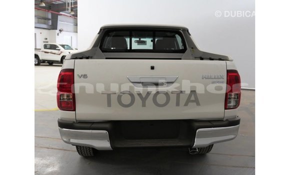 Buy Import Toyota Hilux White Car in Import - Dubai in Bumthang Buy Import Toyota Hilux White Car in Import - Dubai in Bumthang