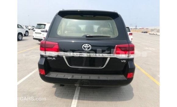 Buy Import Toyota Land Cruiser Black Car in Import - Dubai in Bumthang Buy Import Toyota Land Cruiser Black Car in Import - Dubai in Bumthang