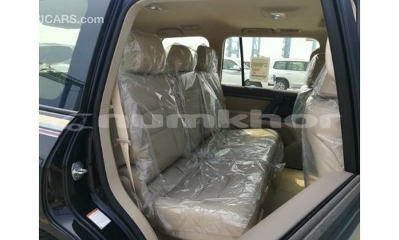 Buy Import Toyota Land Cruiser Black Car in Import - Dubai in Bumthang Buy Import Toyota Land Cruiser Black Car in Import - Dubai in Bumthang