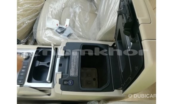 Buy Import Toyota Land Cruiser Black Car in Import - Dubai in Bumthang Buy Import Toyota Land Cruiser Black Car in Import - Dubai in Bumthang