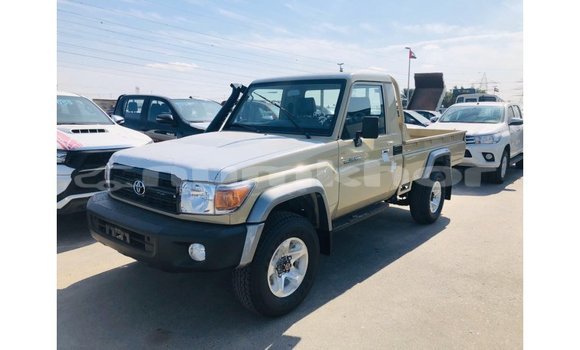 Buy Import Toyota Land Cruiser Beige Car in Import - Dubai in Bumthang Buy Import Toyota Land Cruiser Beige Car in Import - Dubai in Bumthang