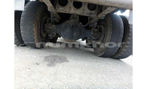 Buy Import Nissan Evalia Blue Truck in Import - Dubai in Bumthang Buy Import Nissan Evalia Blue Truck in Import - Dubai in Bumthang