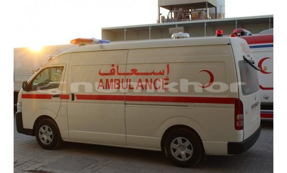 Buy Import Toyota Hiace White Car in Import - Dubai in Bumthang Buy Import Toyota Hiace White Car in Import - Dubai in Bumthang