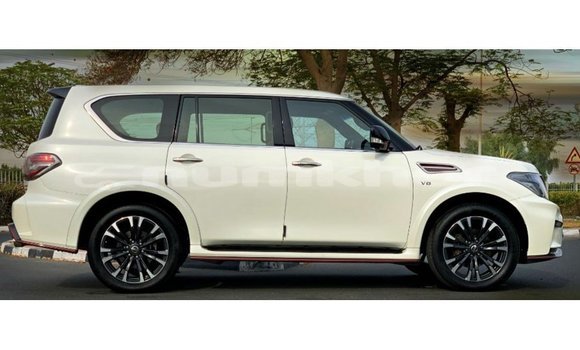 Buy Import Nissan Patrol White Car in Import - Dubai in Bumthang Buy Import Nissan Patrol White Car in Import - Dubai in Bumthang