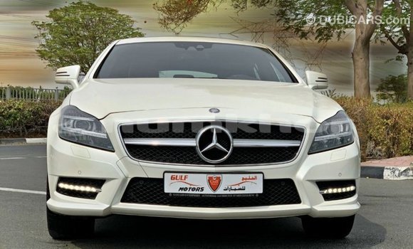 Buy Import Mercedes-Benz 190 White Car in Import - Dubai in Bumthang Buy Import Mercedes-Benz 190 White Car in Import - Dubai in Bumthang
